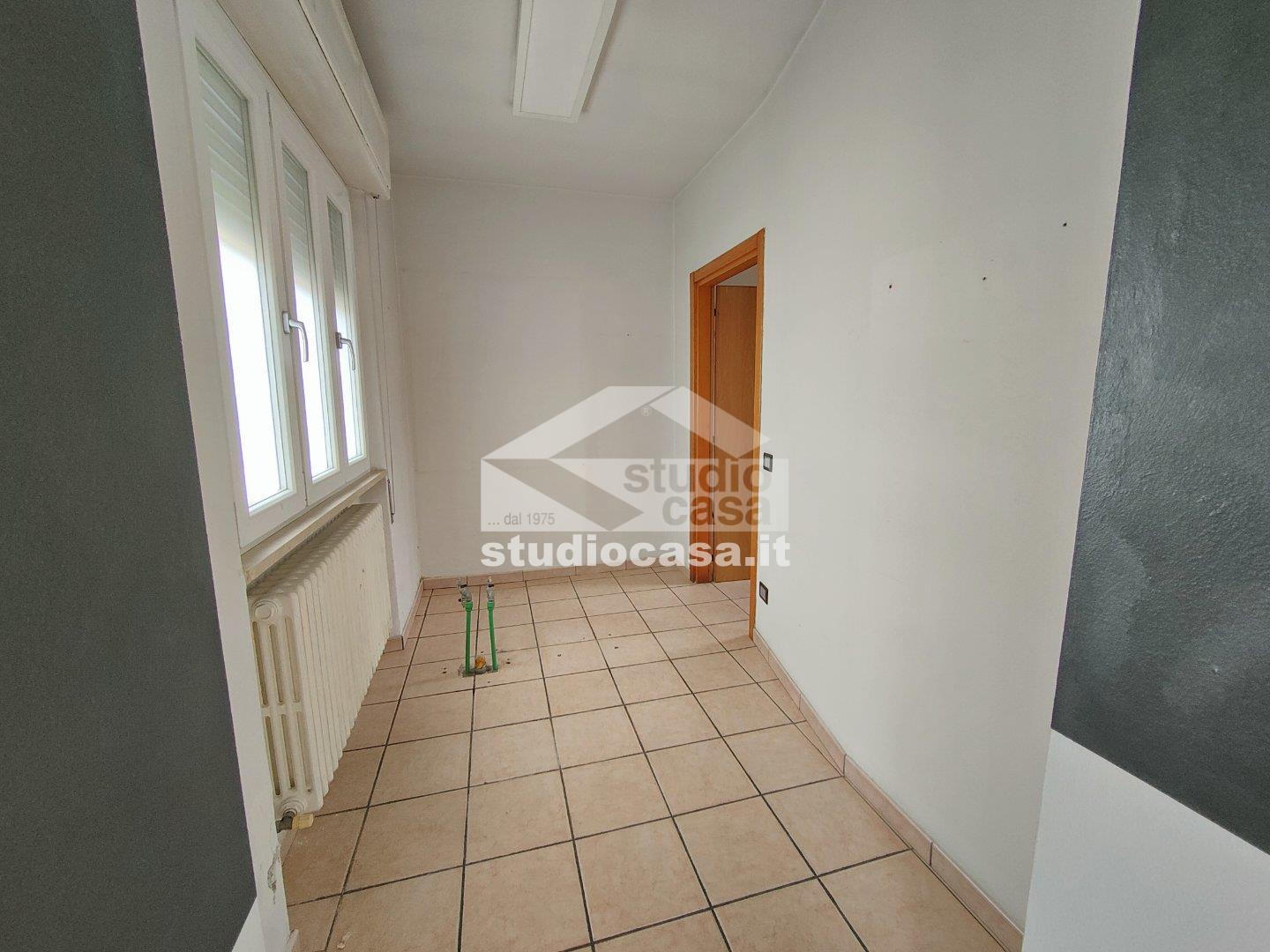 Negozio in affitto a Capergnanica