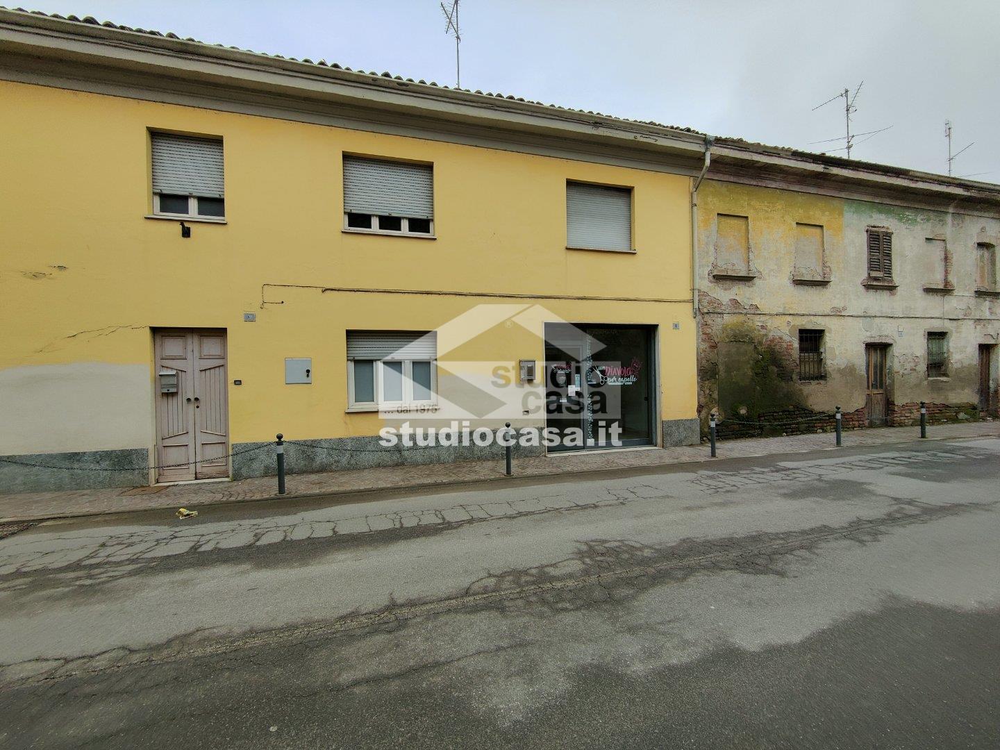 Negozio in affitto a Capergnanica