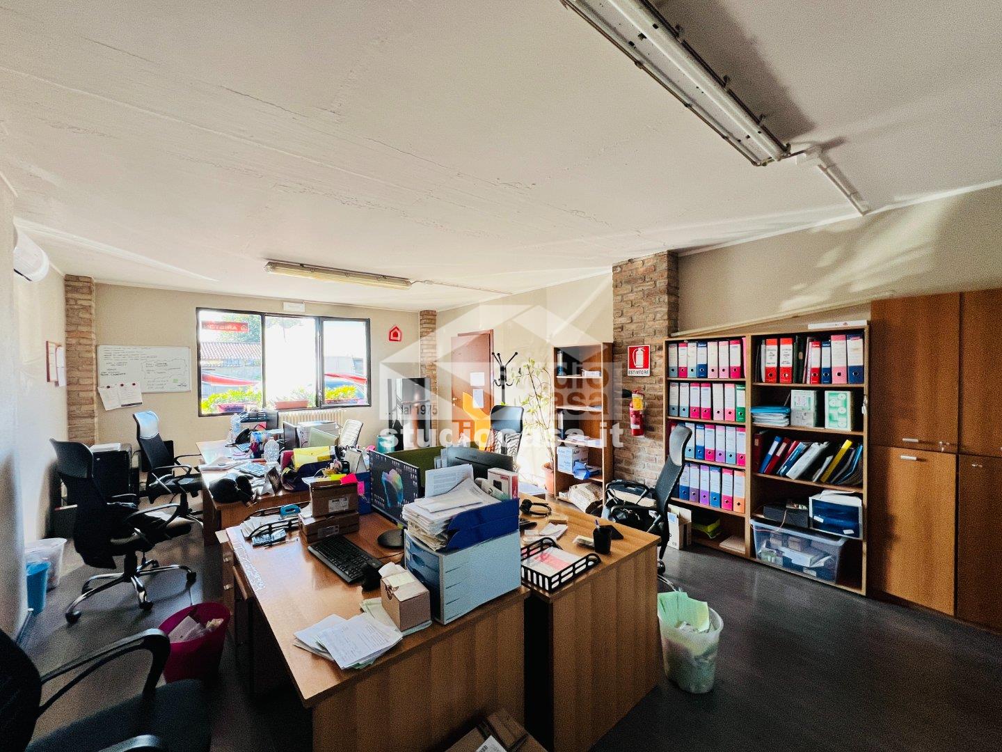 Ufficio in affitto a Vailate