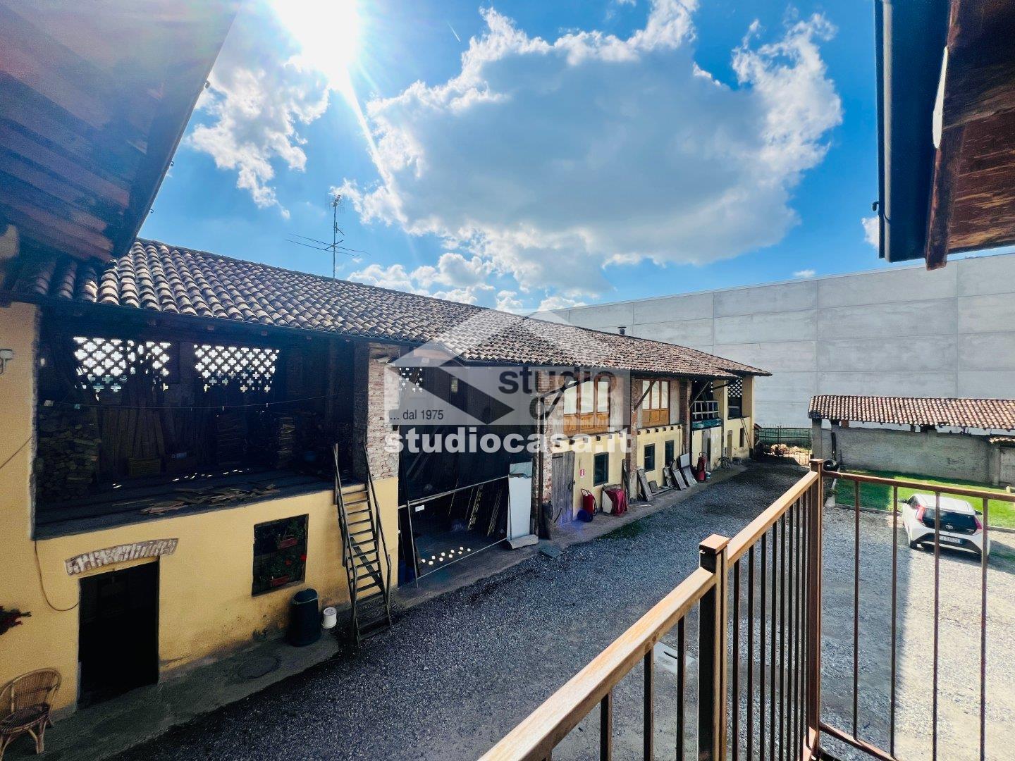 Capannone in vendita a Treviglio