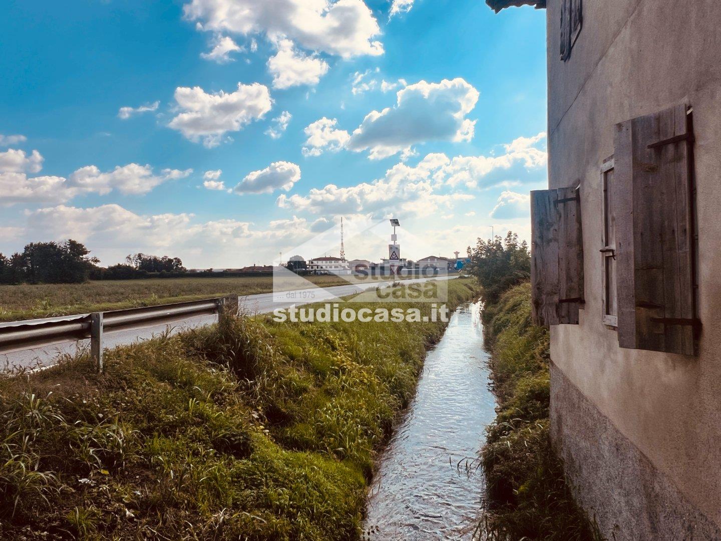 Capannone in vendita a Treviglio