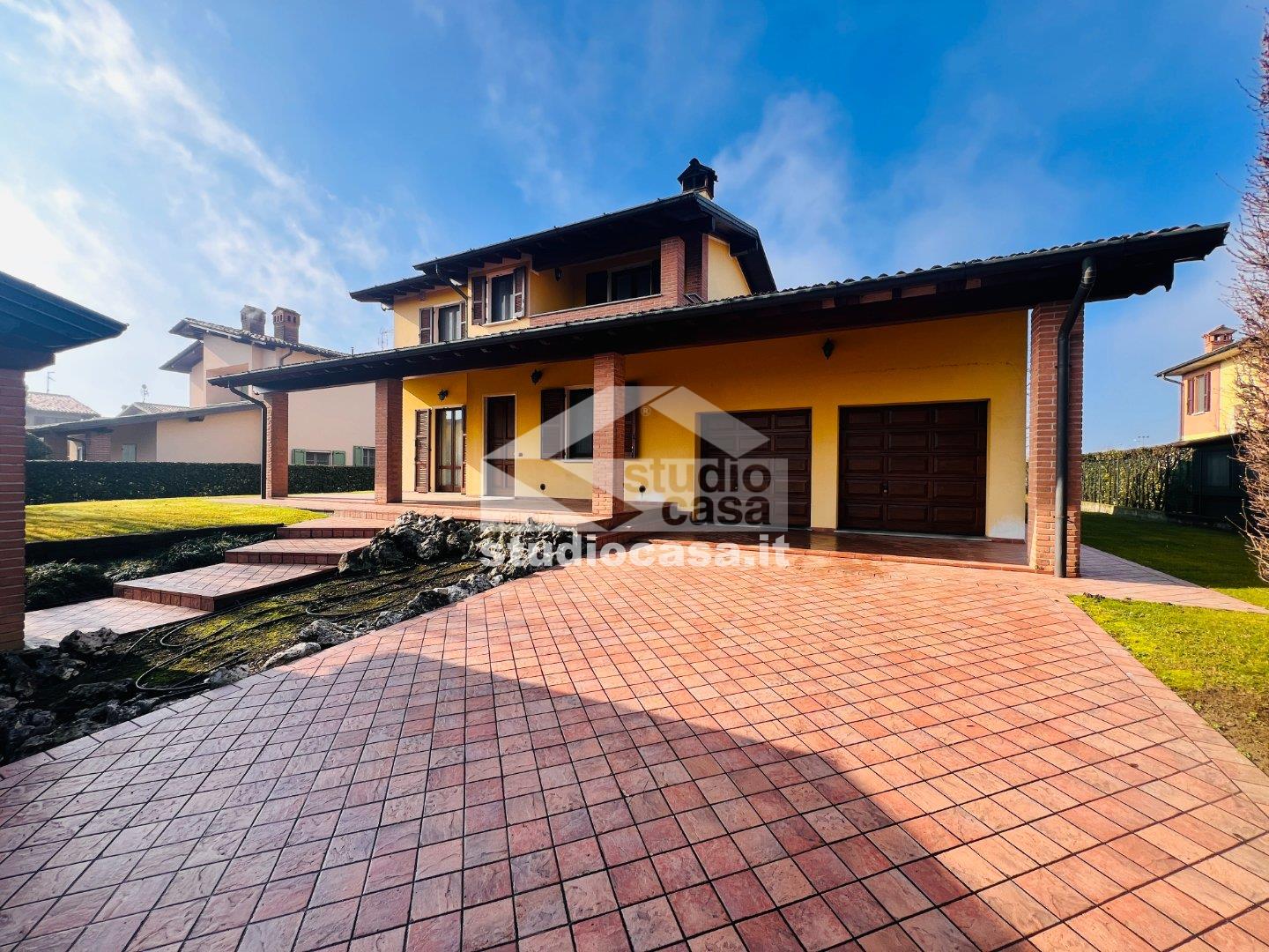 Villa Unifamiliare in vendita a Campagnola Cremasca