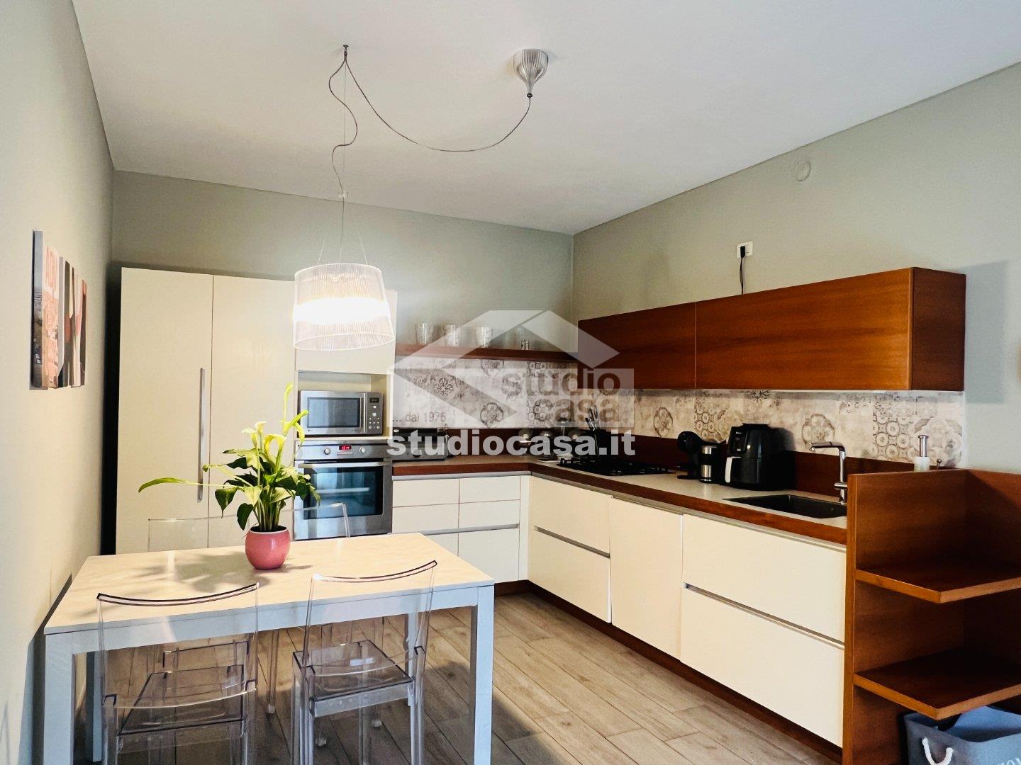 Villa a schiera di testa in vendita a Sergnano