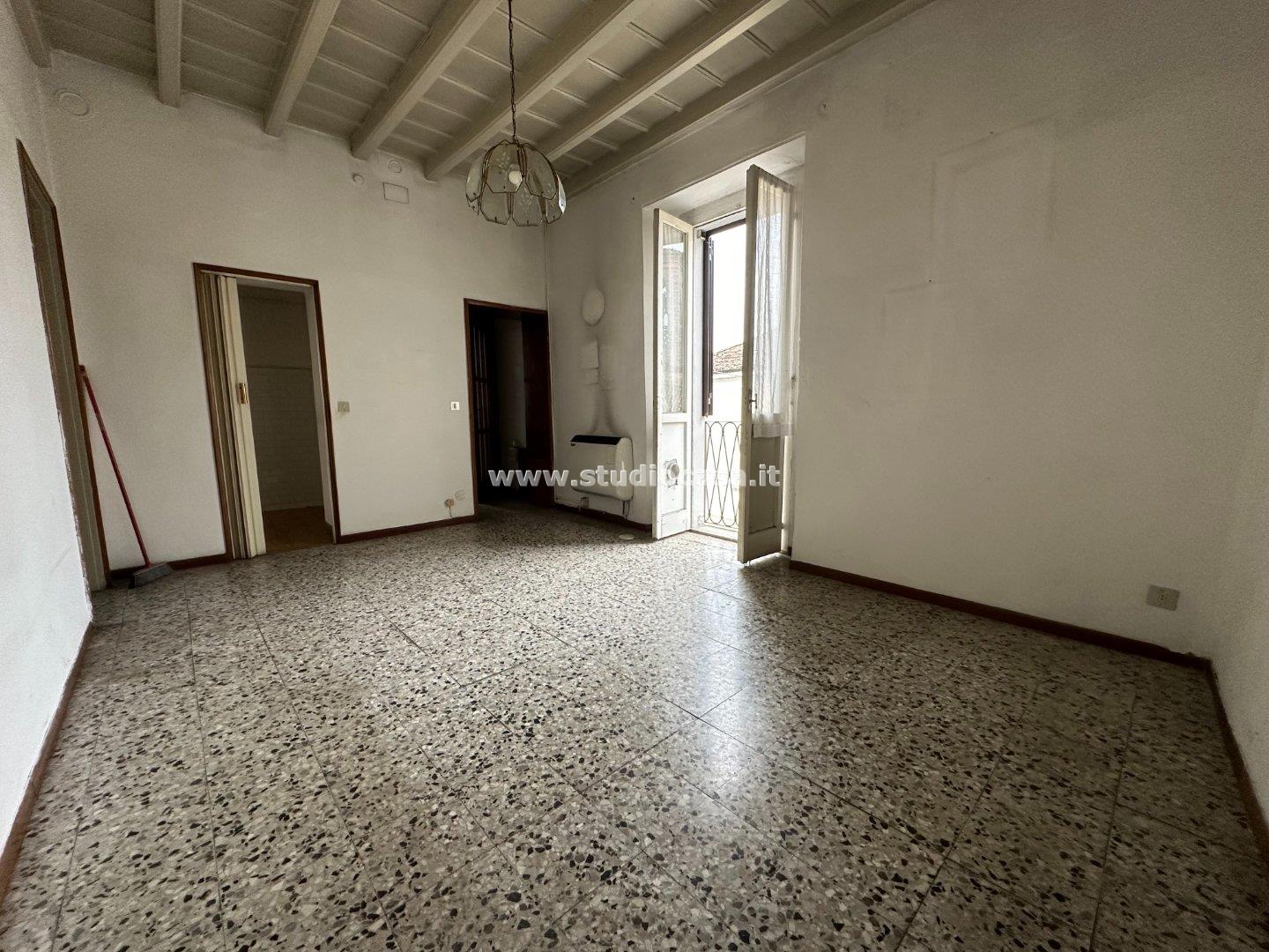 Stabile in vendita a Crema