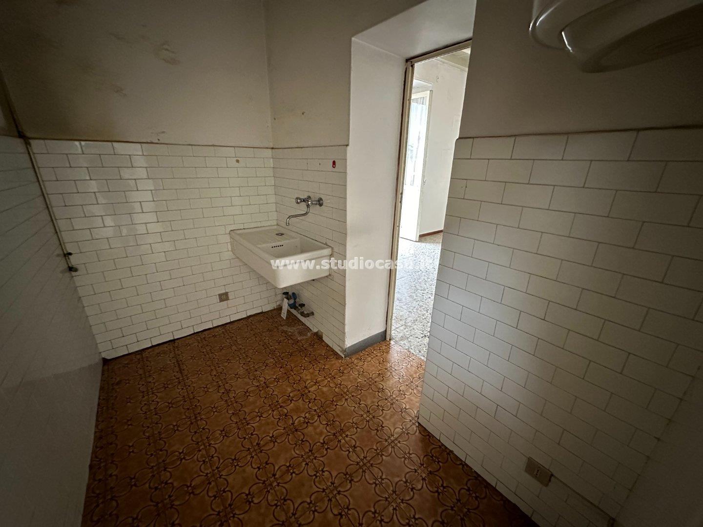 Stabile in vendita a Crema