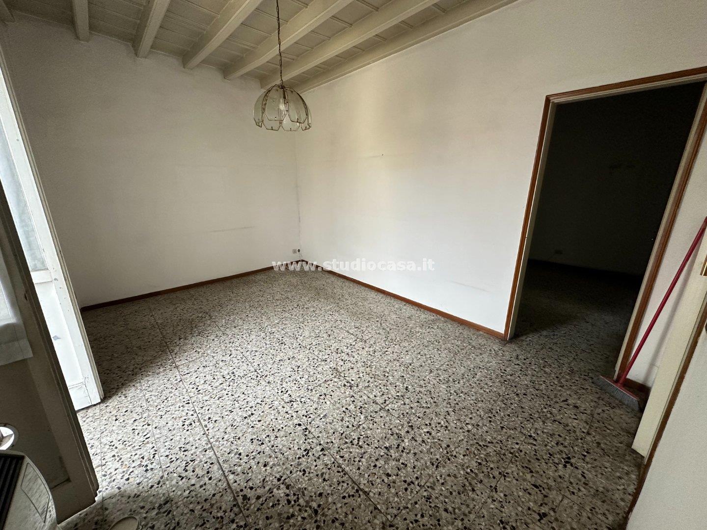 Stabile in vendita a Crema