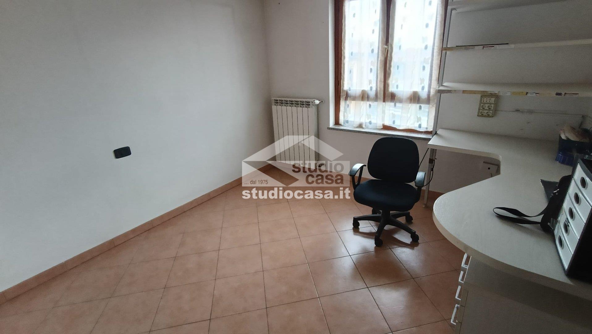 Appartamento in vendita a Chieve
