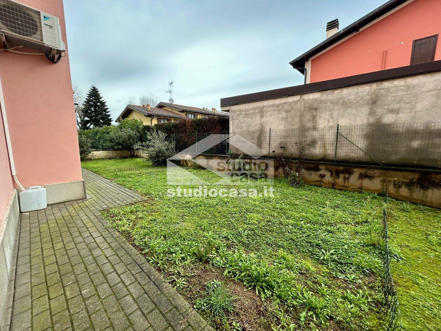 Appartamento in vendita a Chieve