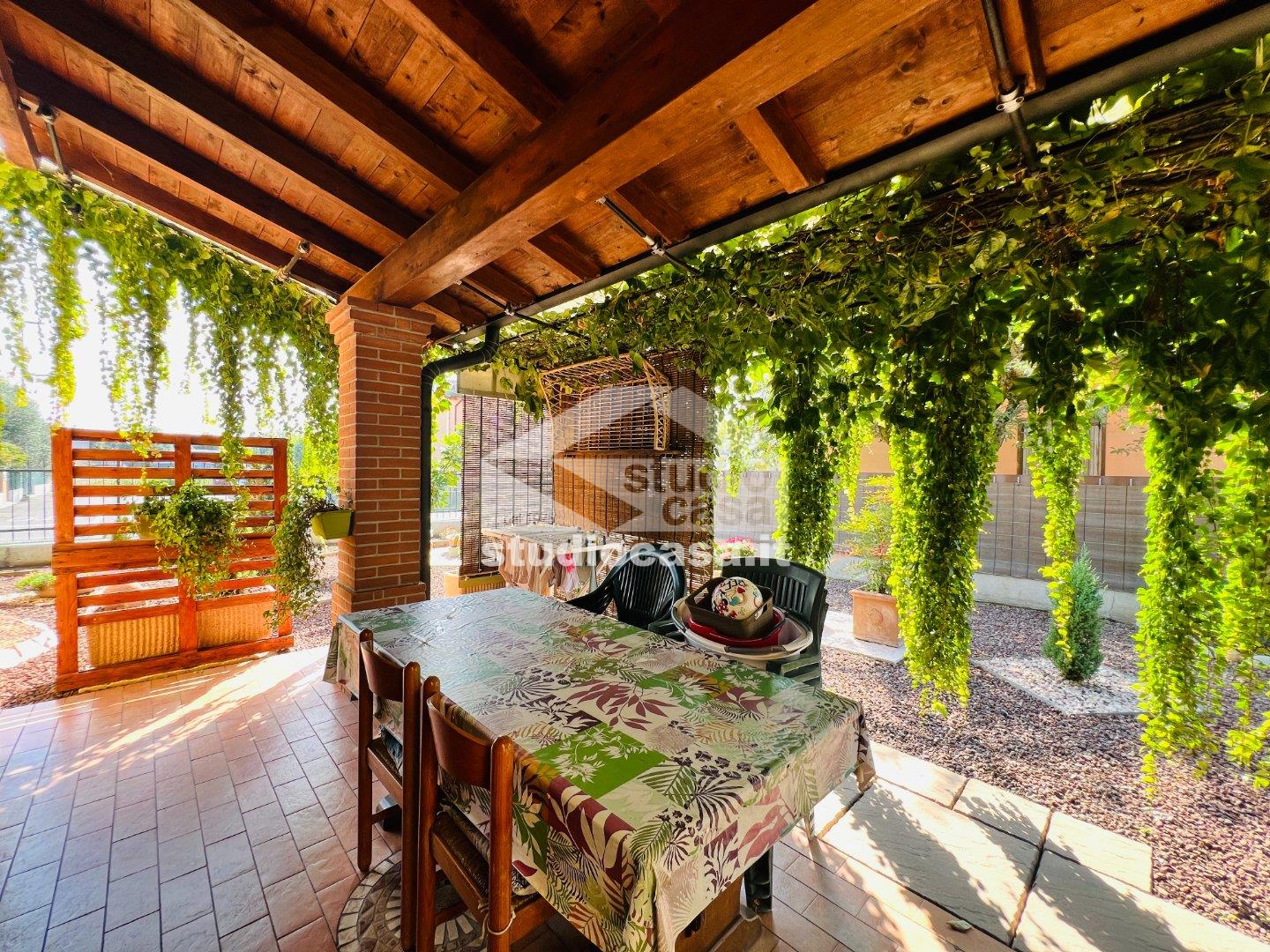Villa a schiera di testa in vendita a Ricengo