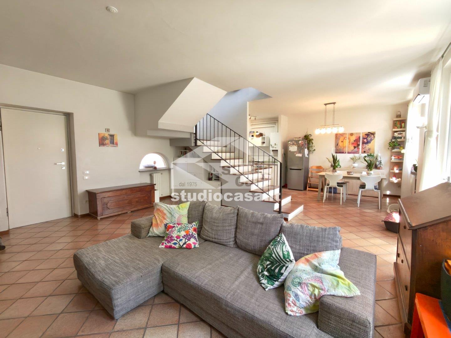 Casa Plurifamiliare in vendita a Crema