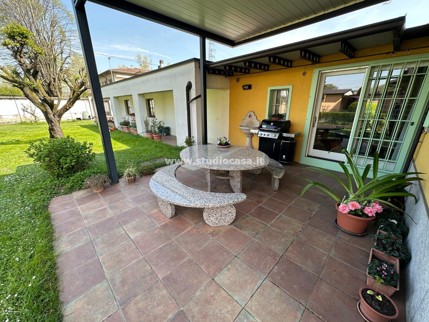 Villa Bifamiliare in vendita a Crema