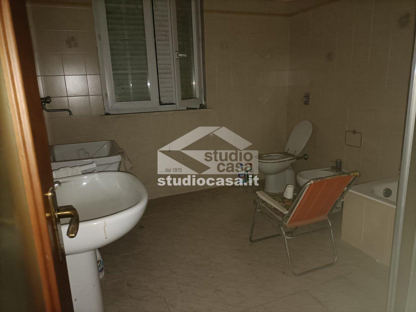 Villa Bifamiliare in vendita a Salvirola