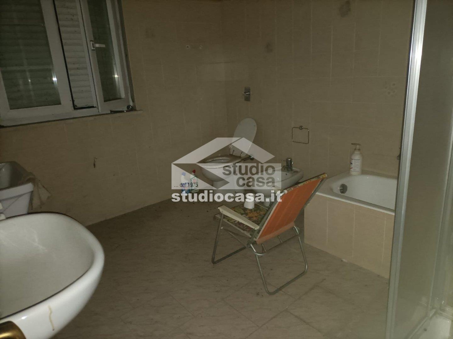 Villa Bifamiliare in vendita a Salvirola