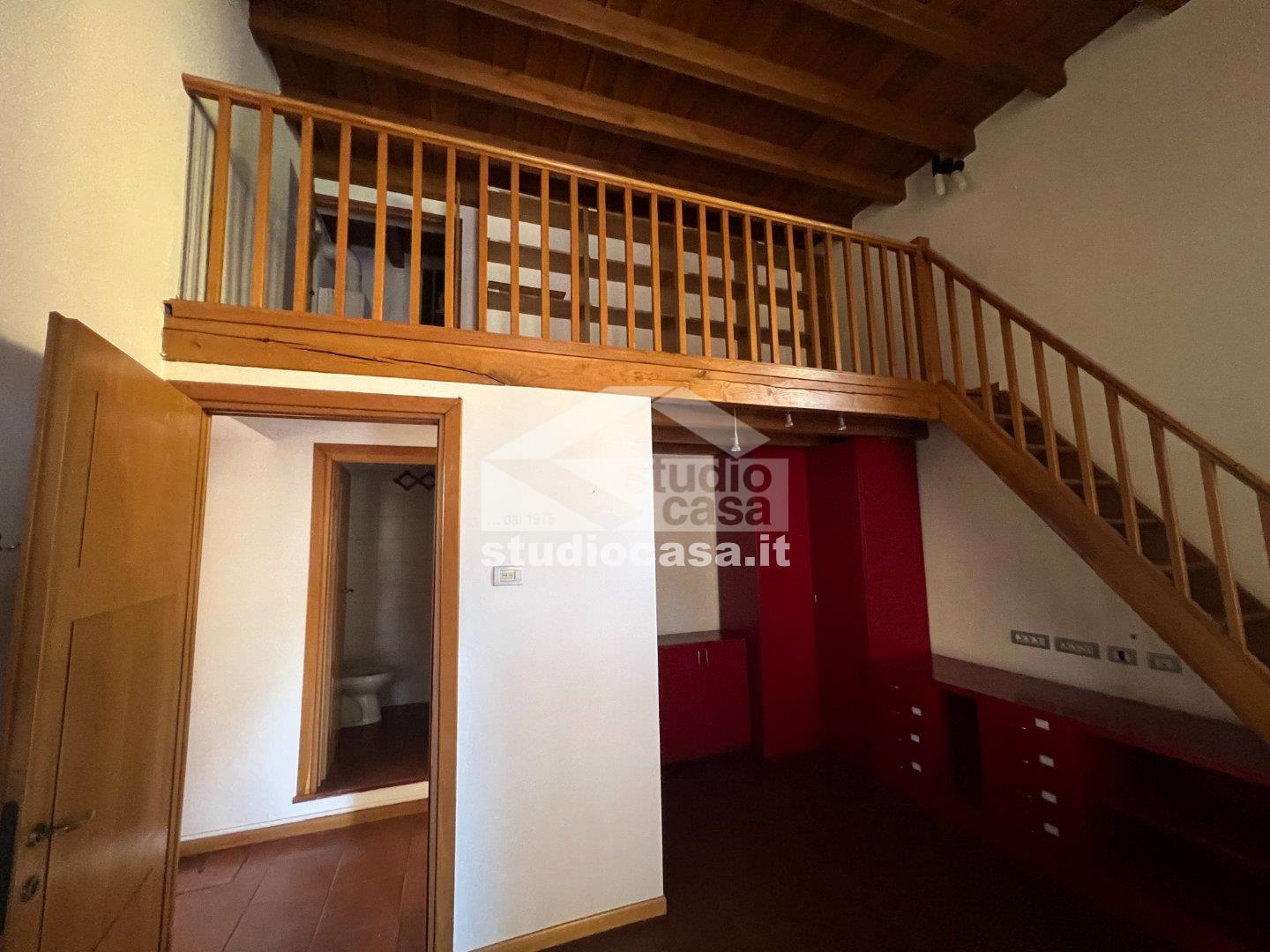 Ufficio in vendita a Crema