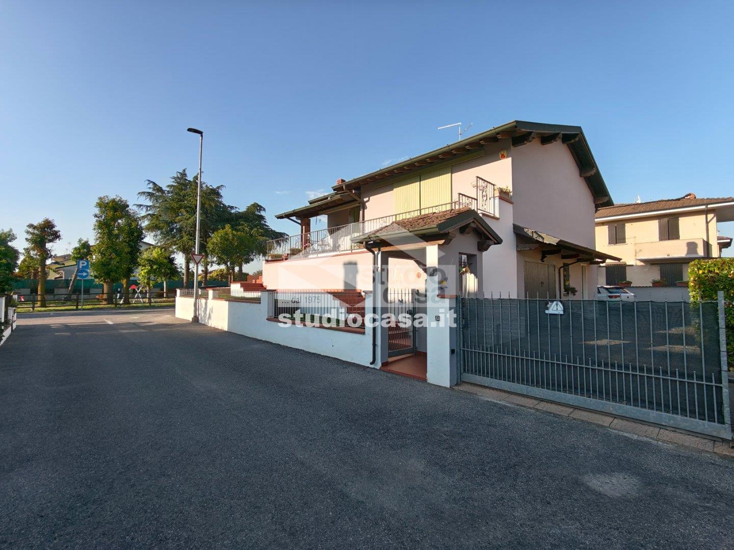 Villa Unifamiliare in vendita a Crema