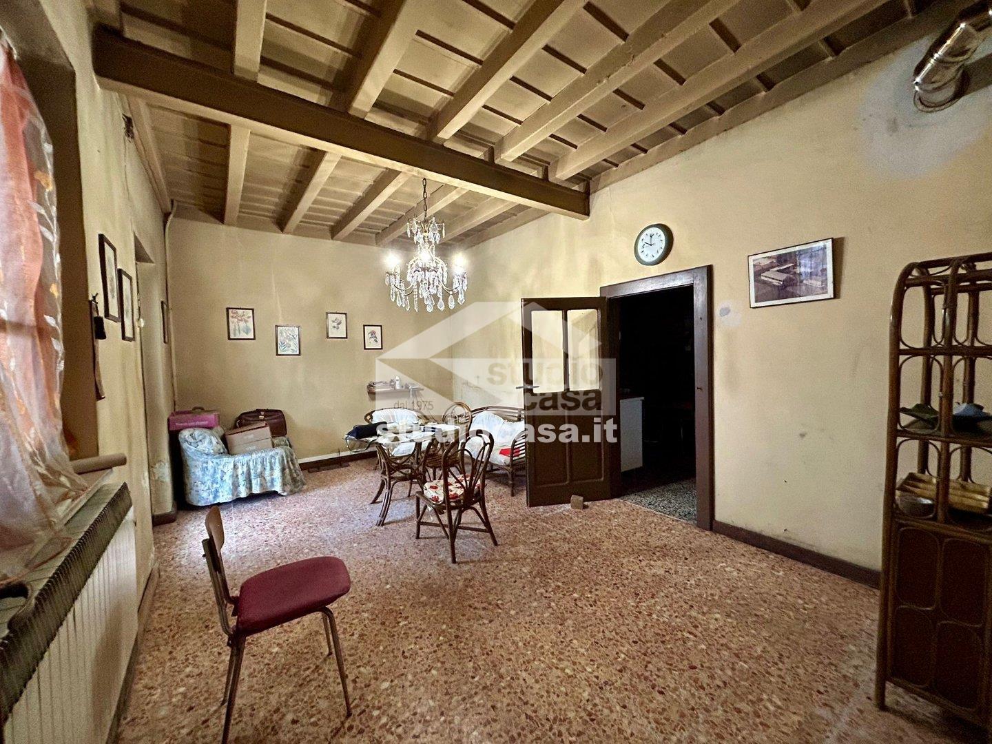 Cascina in vendita a Crema