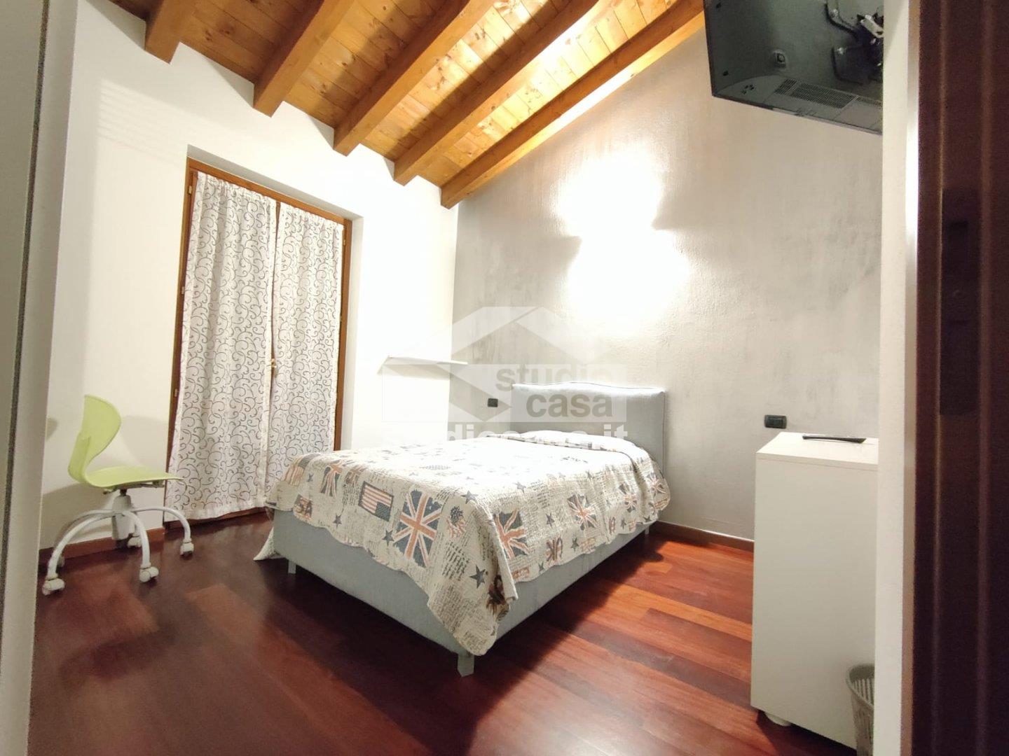Villa Bifamiliare in vendita a Casaletto Ceredano