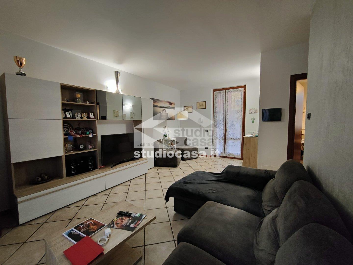 Villa Bifamiliare in vendita a Casaletto Ceredano