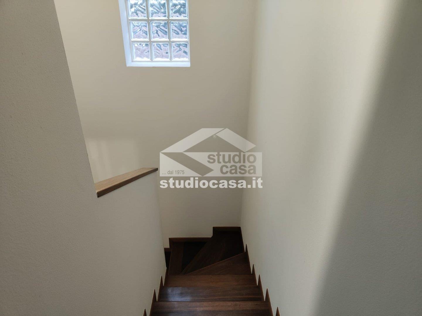 Villa Bifamiliare in vendita a Casaletto Ceredano