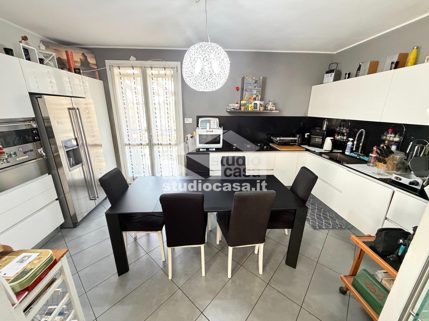 Villa Bifamiliare in vendita a Torlino Vimercati