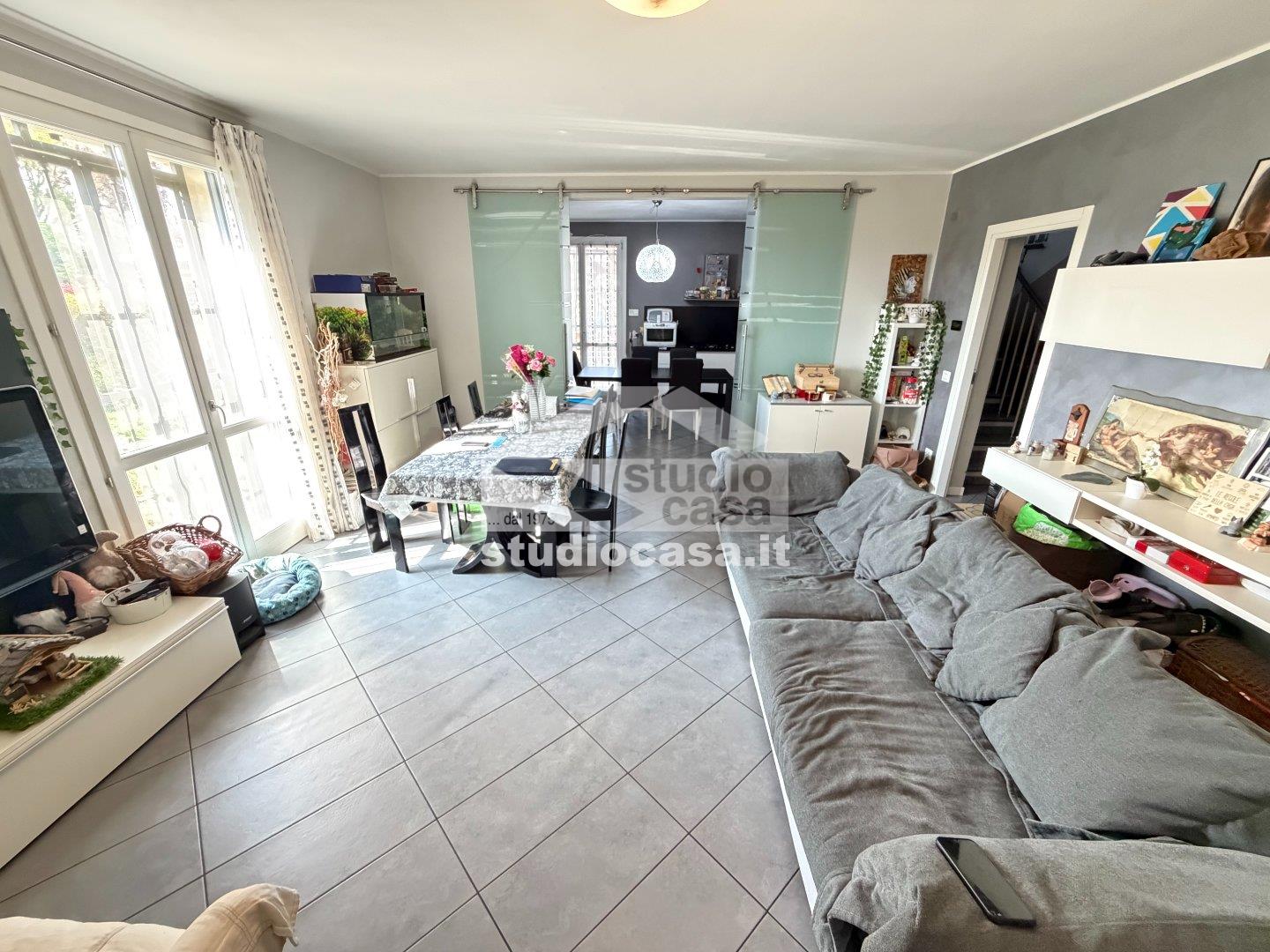 Villa Bifamiliare in vendita a Torlino Vimercati