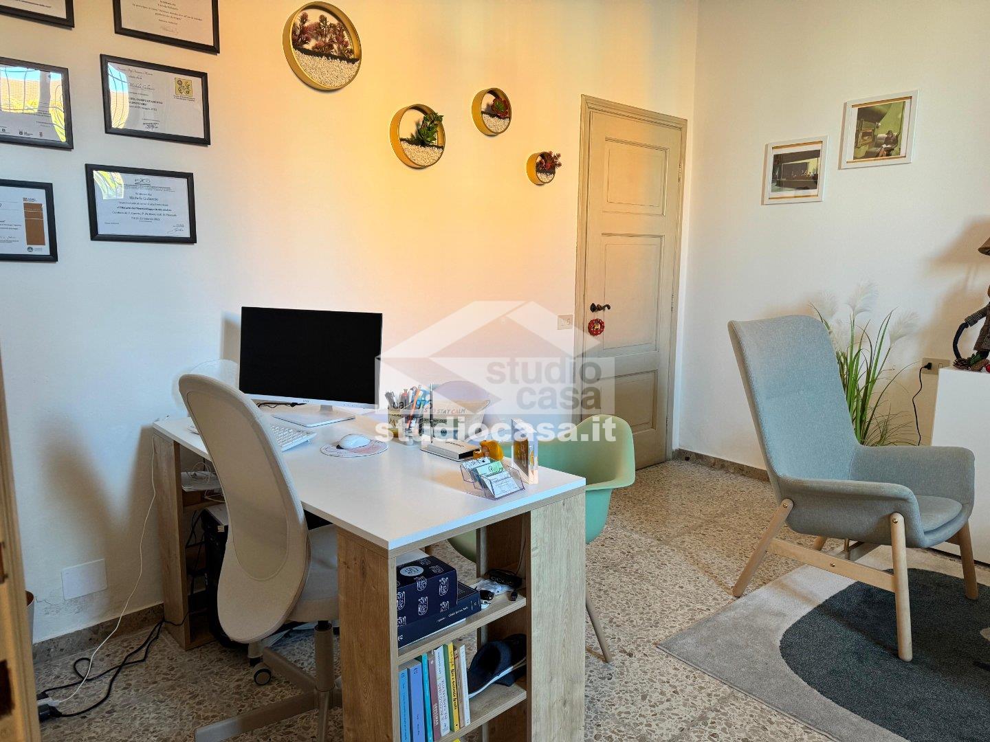 Ufficio in affitto a Crema