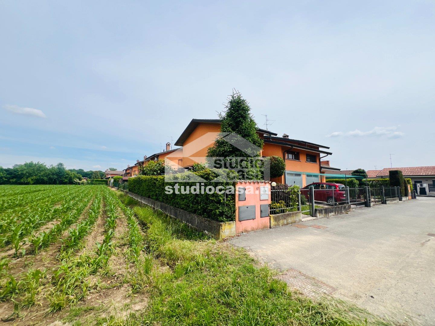 Villa Bifamiliare in vendita a Quintano