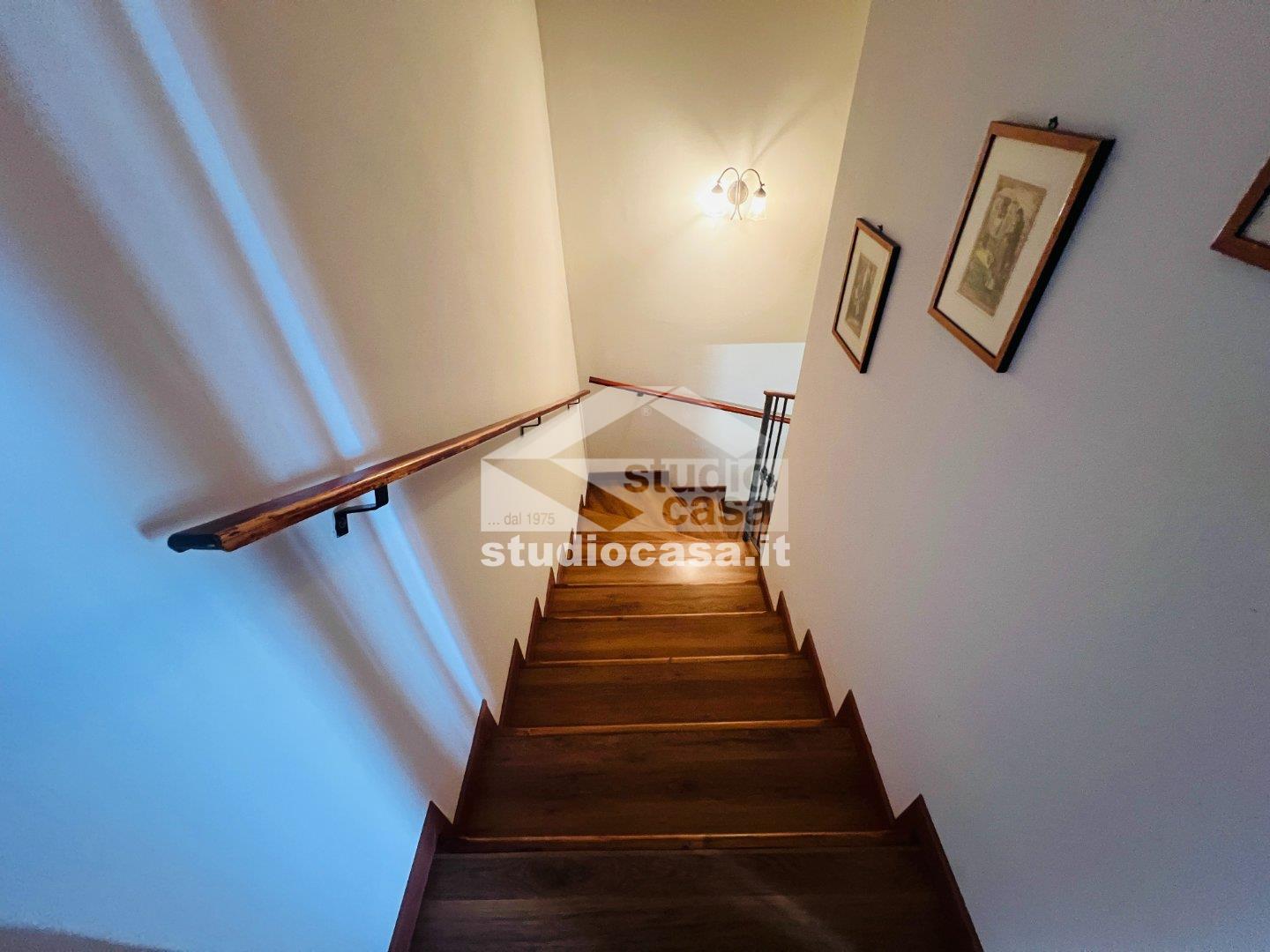 Villa Bifamiliare in vendita a Quintano