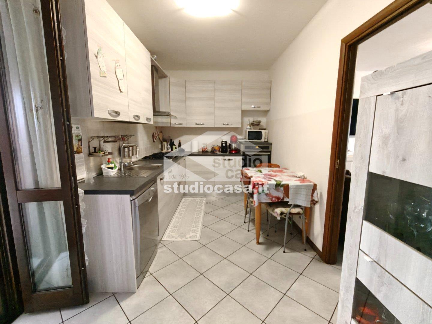 Villa Bifamiliare in vendita a Torlino Vimercati