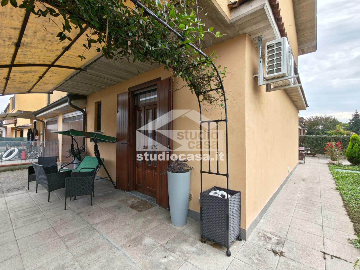 Villa Bifamiliare in vendita a Torlino Vimercati