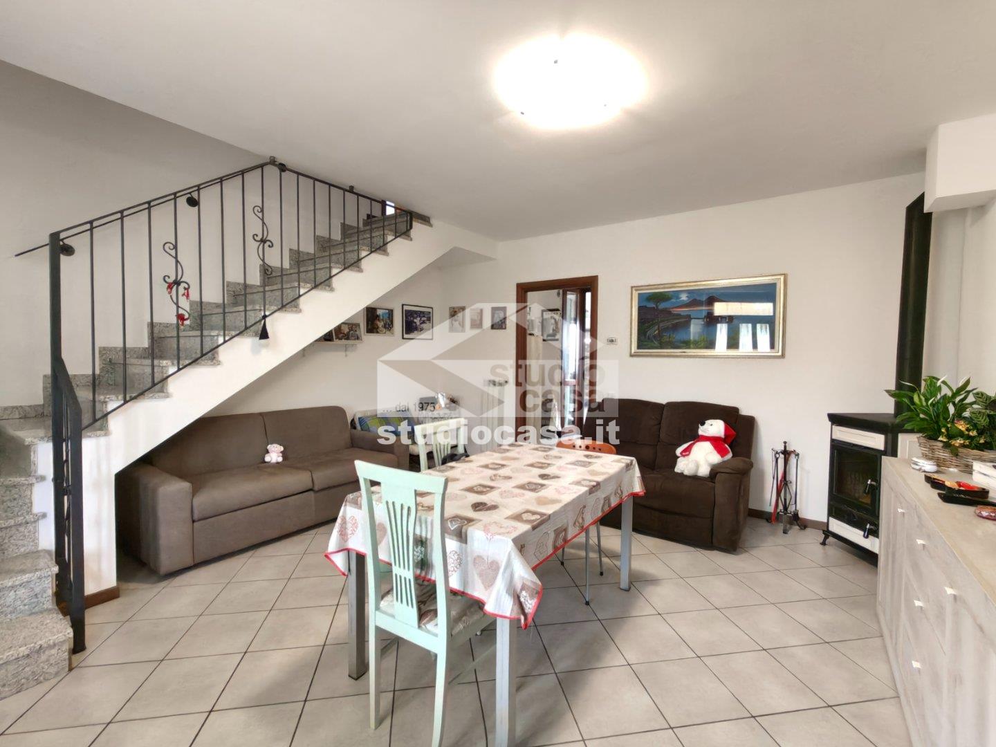 Villa Bifamiliare in vendita a Pandino