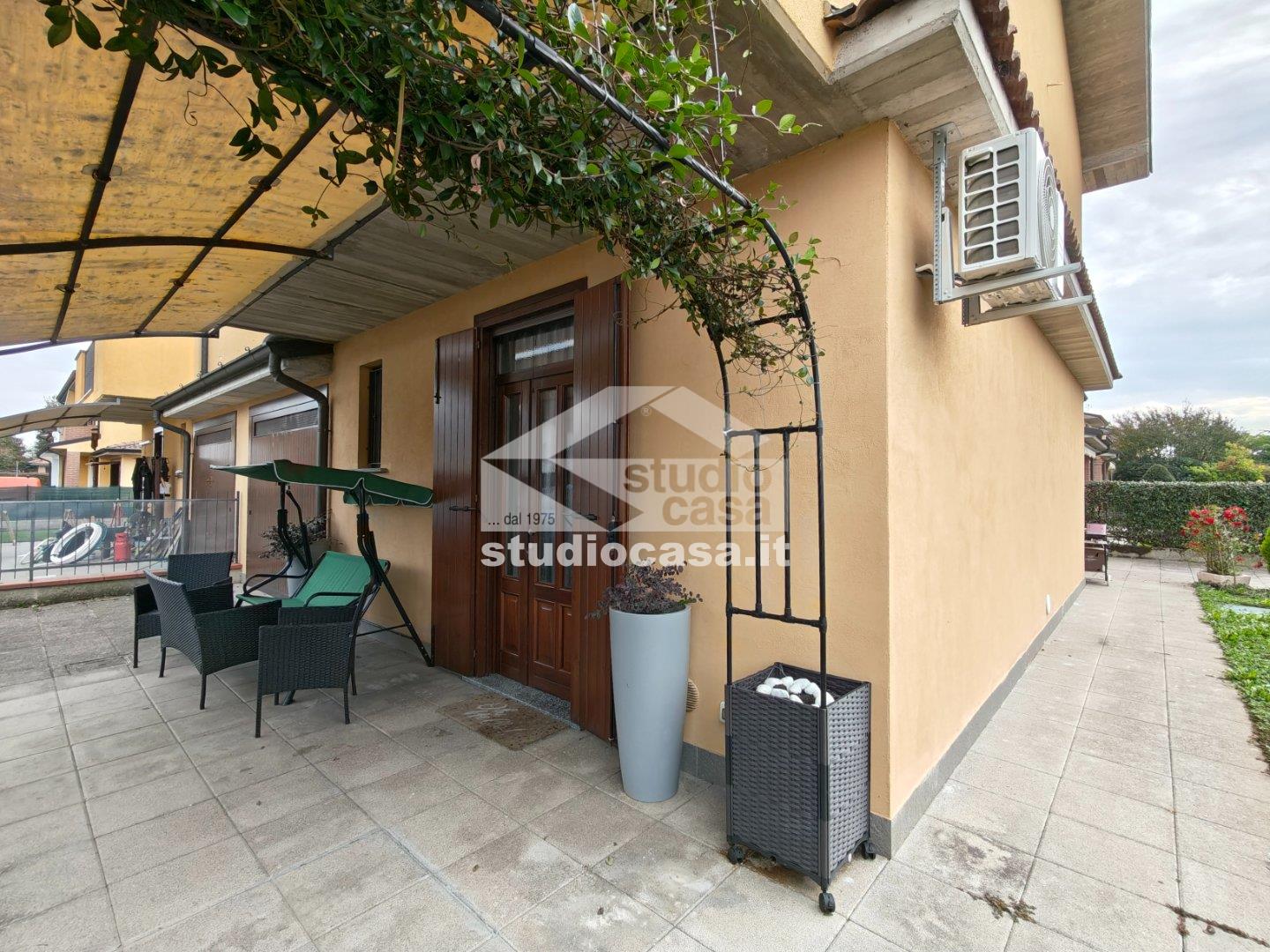 Villa Bifamiliare in vendita a Pandino