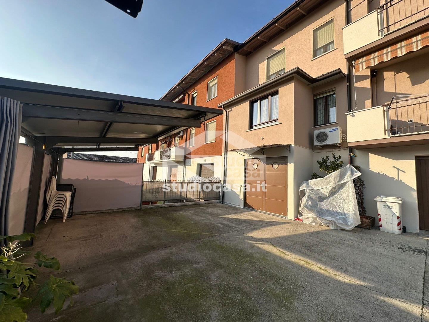 Appartamento in Villa in vendita a Ripalta Cremasca