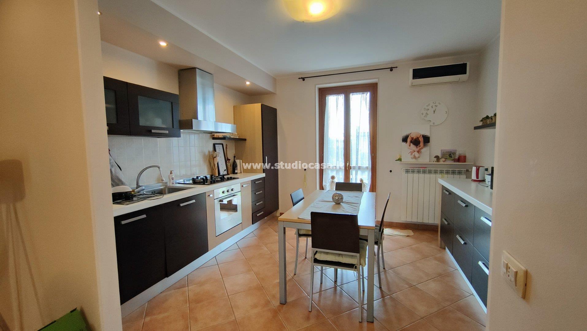 Appartamento in vendita a Chieve