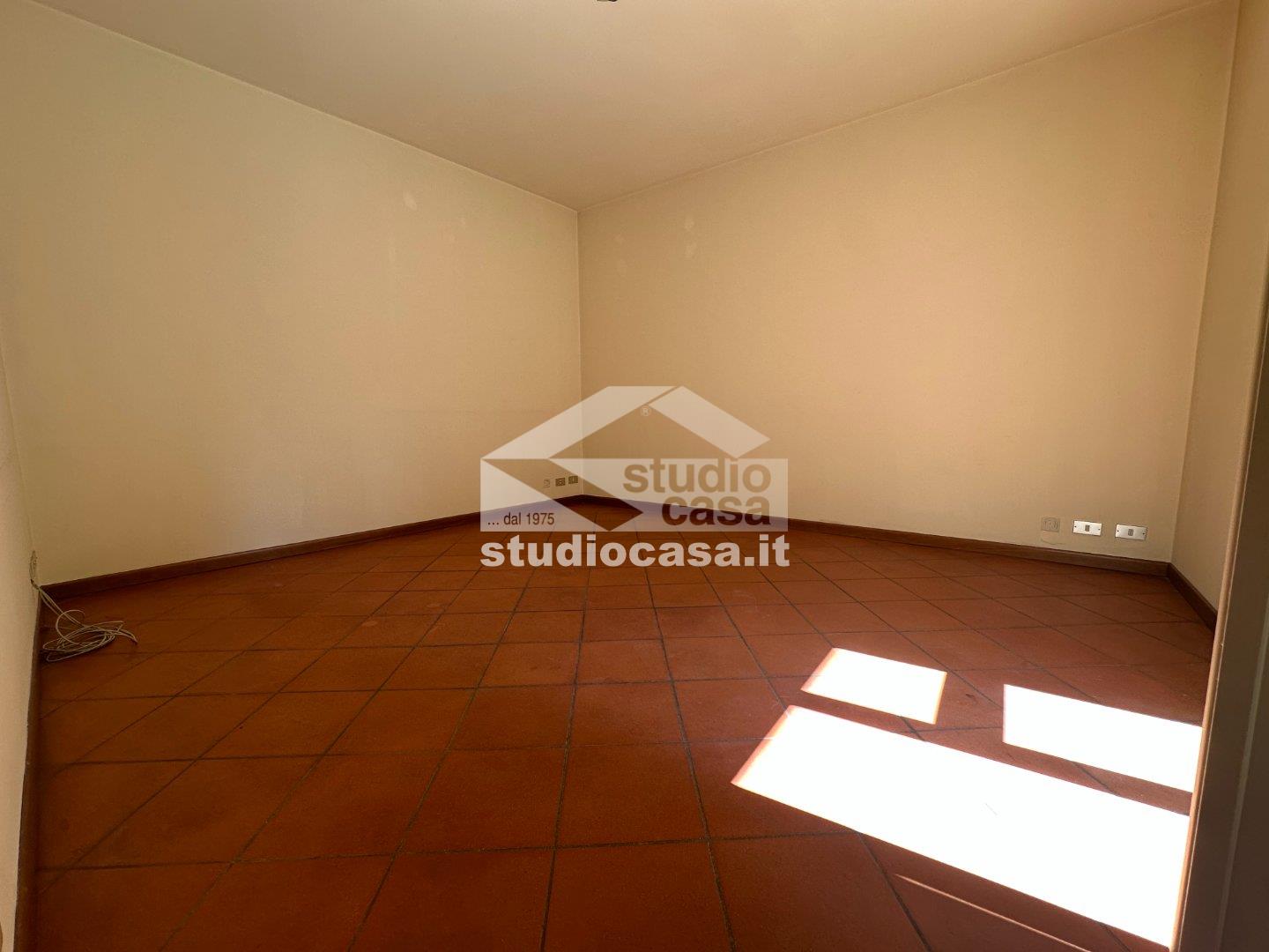 Ufficio in vendita a Crema