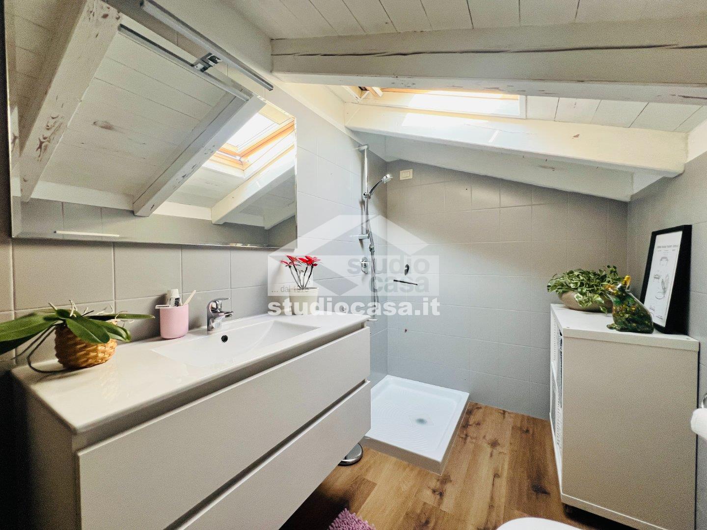 Appartamento in vendita a Chieve