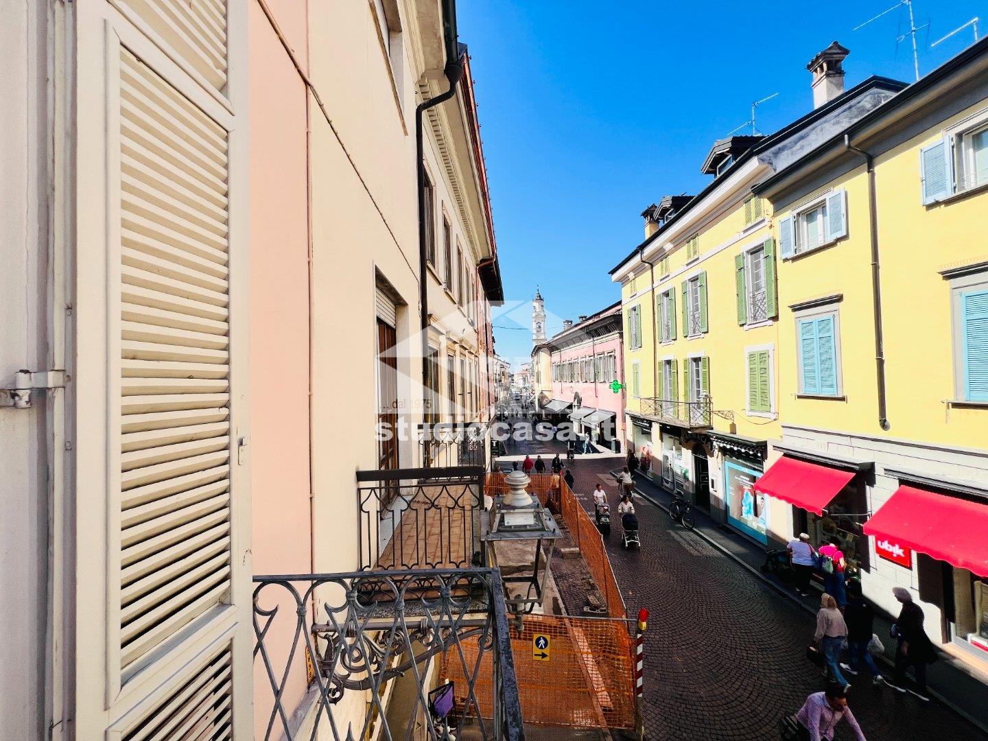 Negozio in vendita a Crema