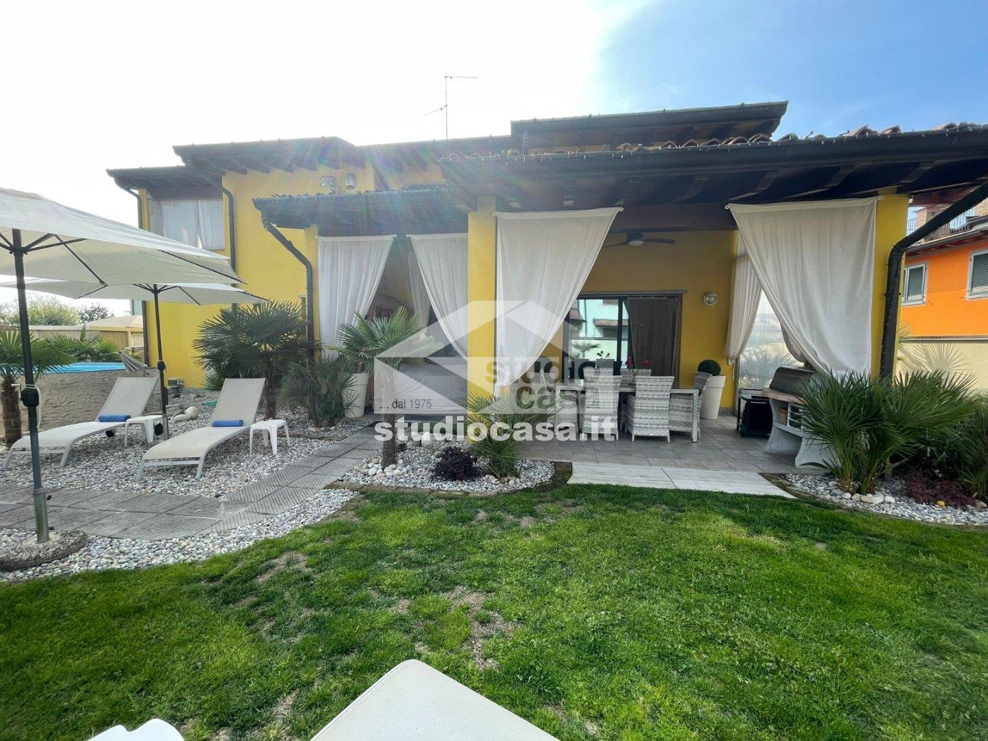 Villa Unifamiliare in vendita a Crema