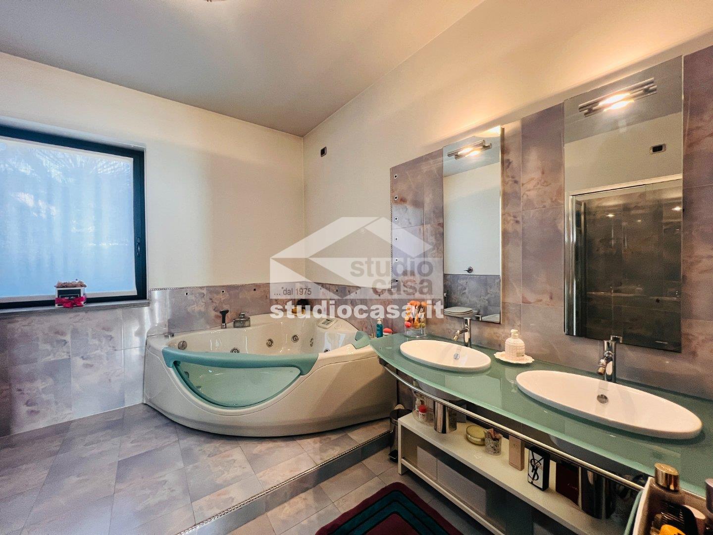 Villa Unifamiliare in vendita a Crema