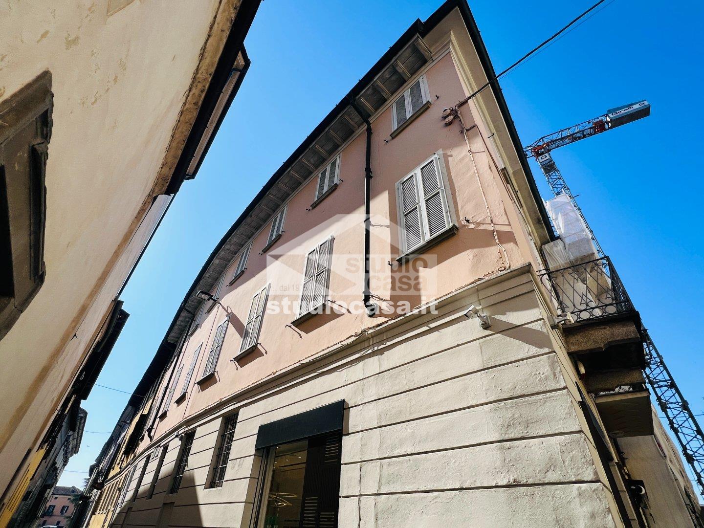 Negozio in vendita a Crema