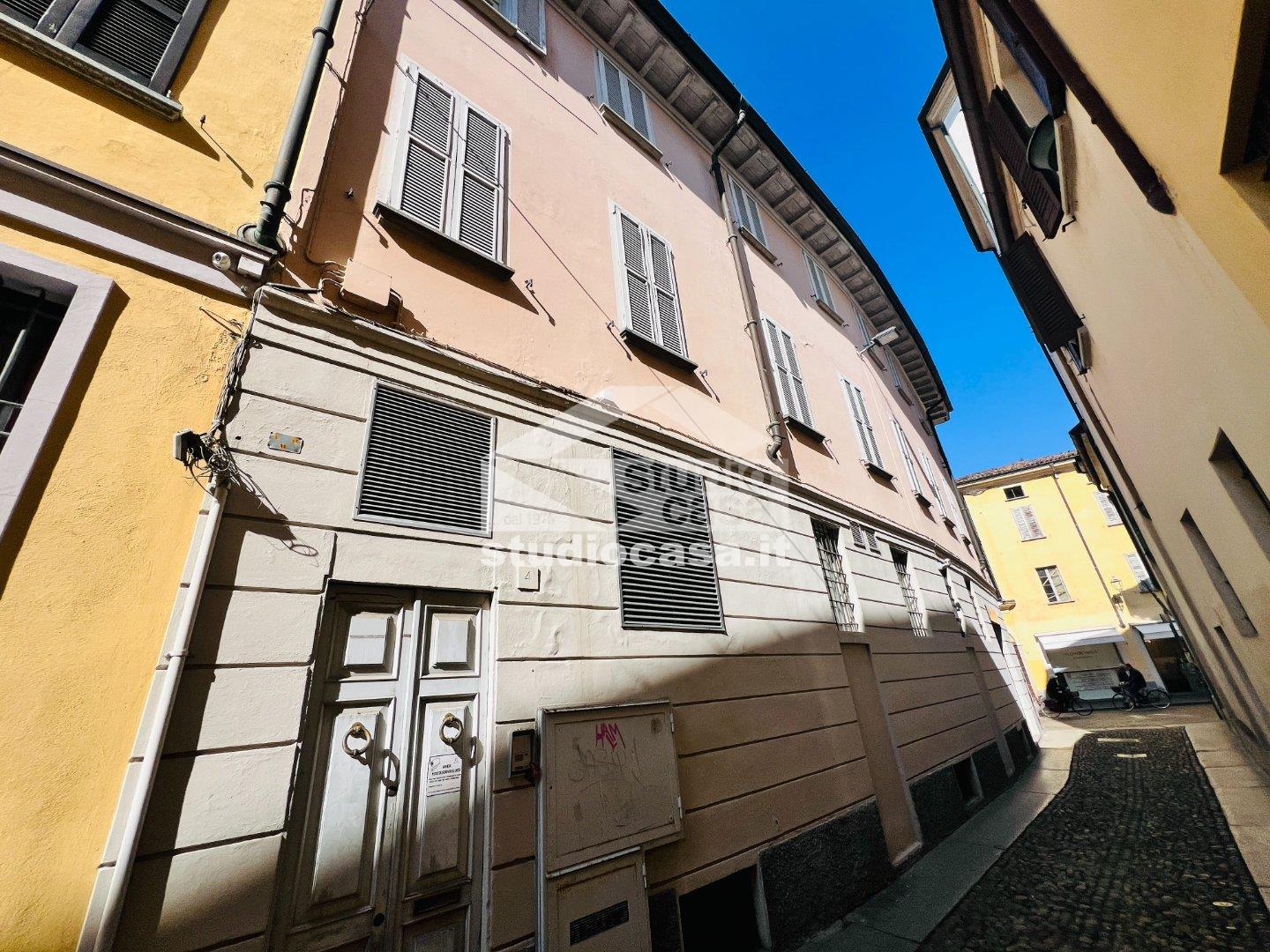 Negozio in vendita a Crema