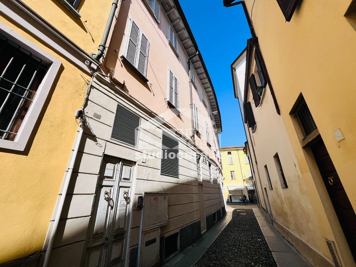 Negozio in vendita a Crema