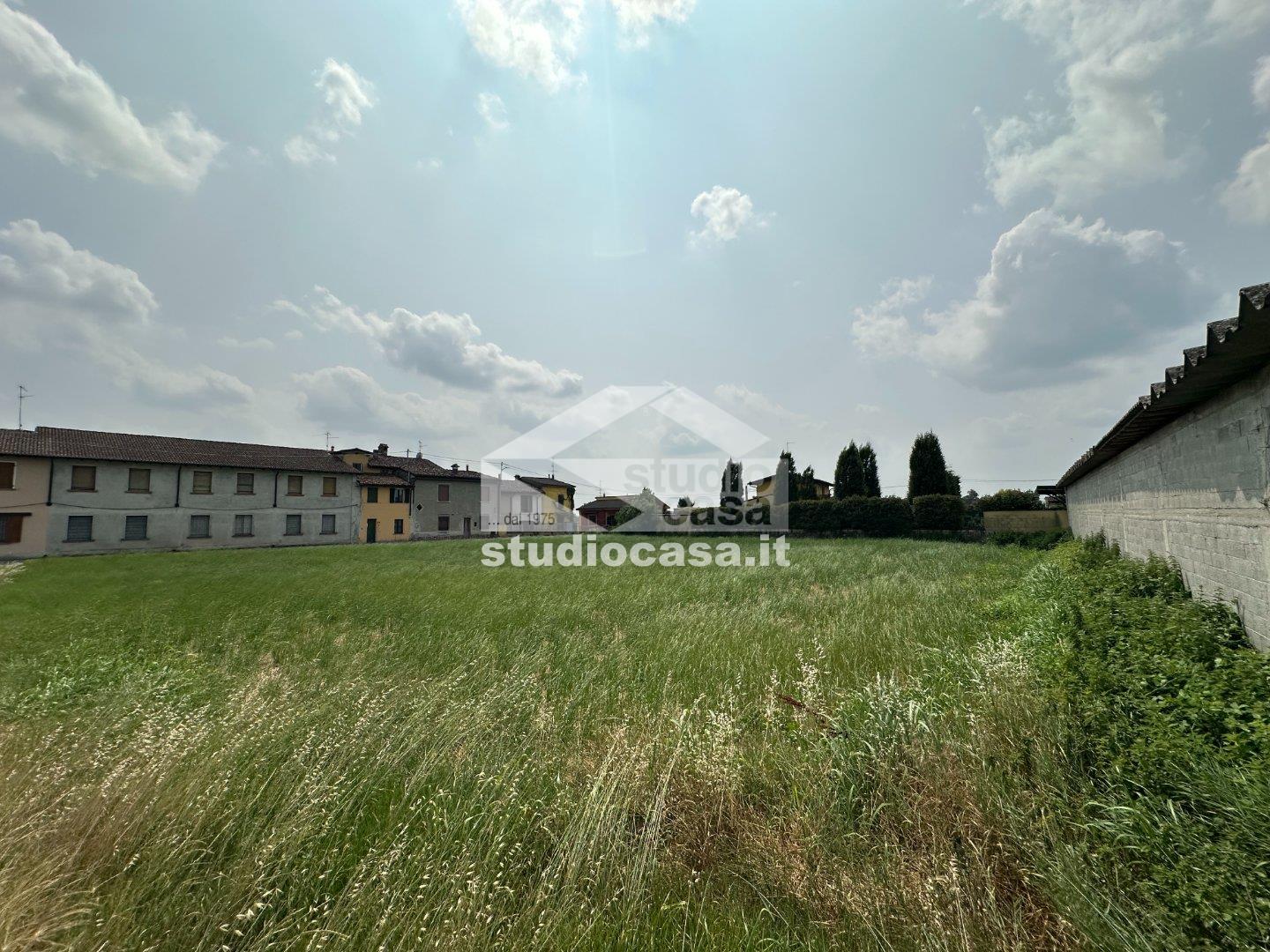Cascina in vendita a Castelleone