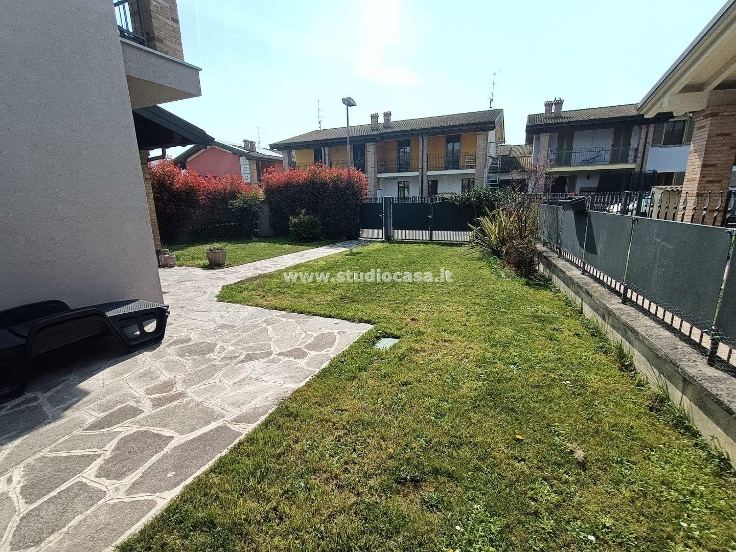 Villa Bifamiliare in vendita a Fiesco