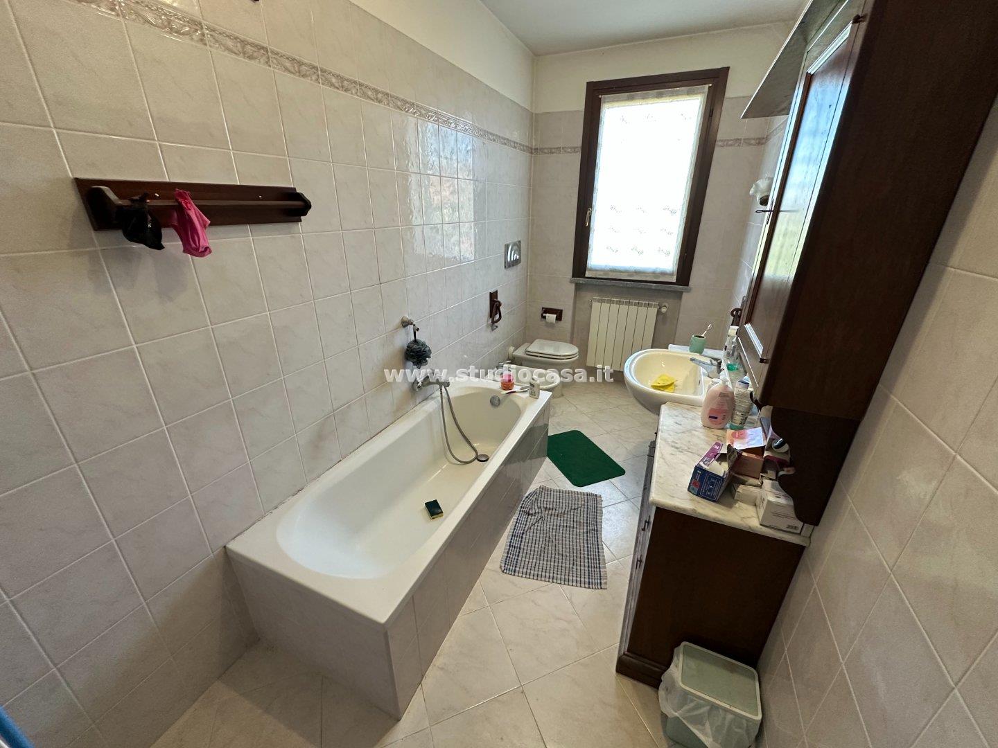 Villa Bifamiliare in vendita a Salvirola