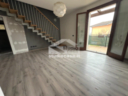 Appartamento in vendita a Capergnanica