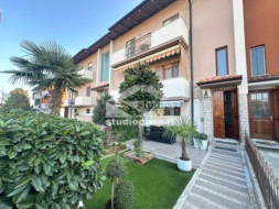 Appartamento in Villa in vendita a Ripalta Cremasca