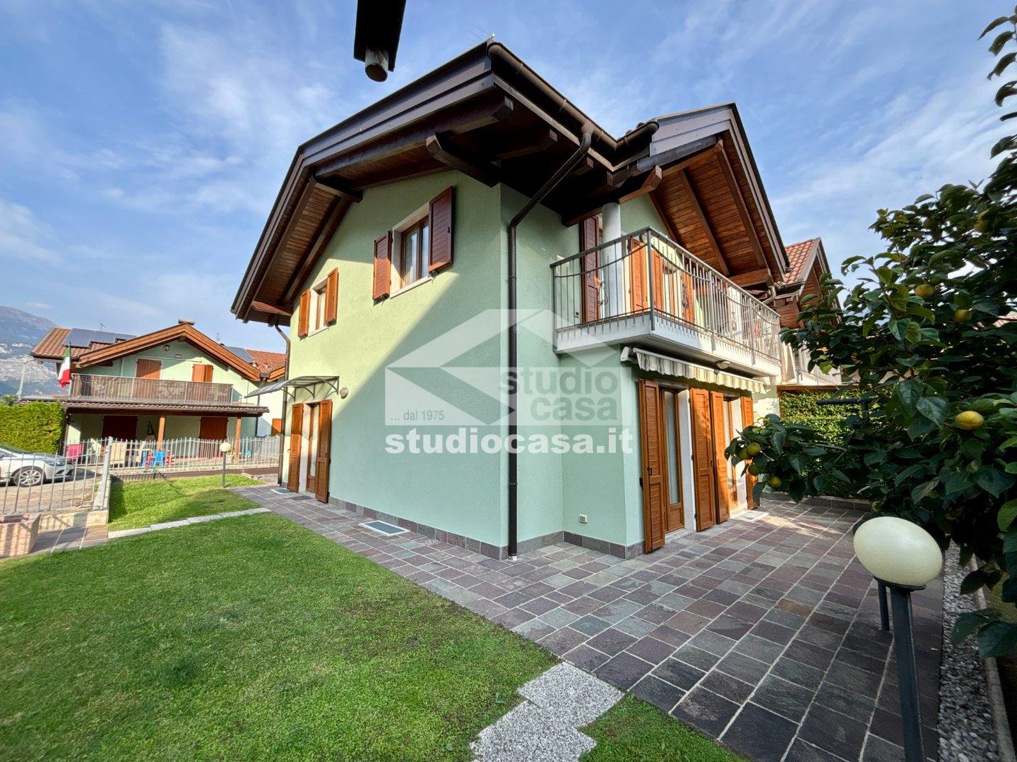 Villa Bifamiliare in vendita a Dro