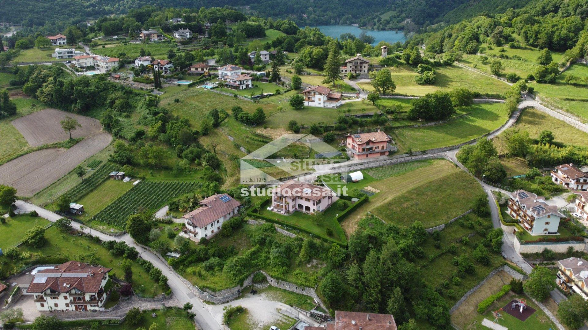 Terreno Residenziale in vendita a Tenno