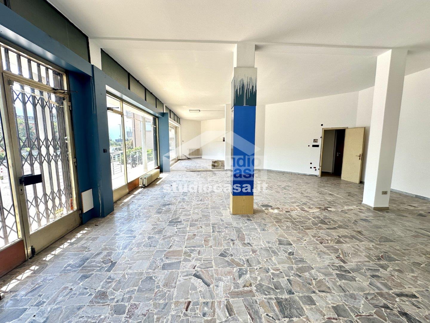 Negozio in vendita a Riva del Garda